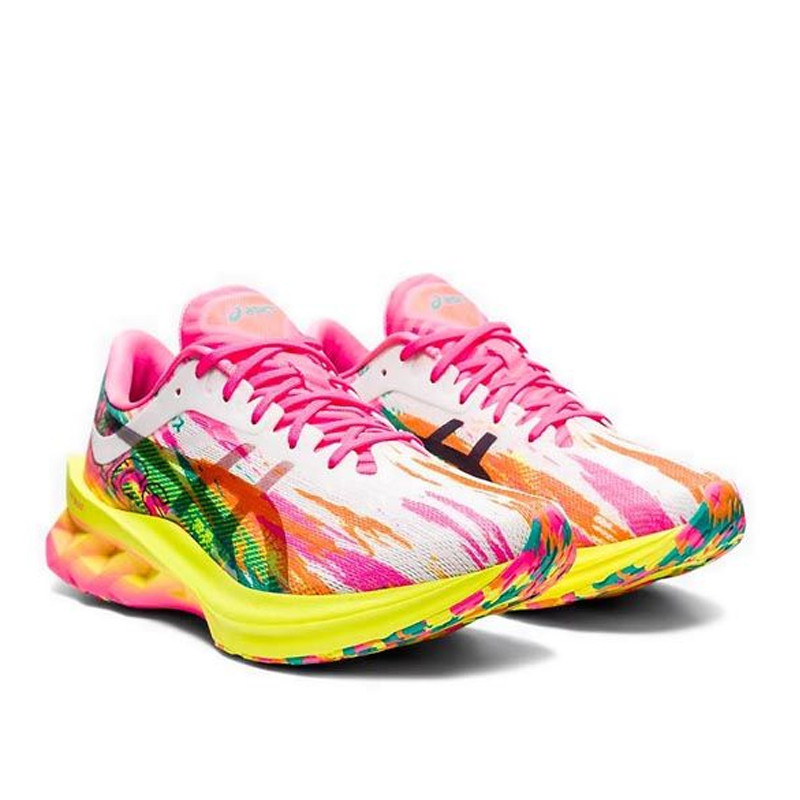 SEPATU LARI ASICS Wmns Novablast