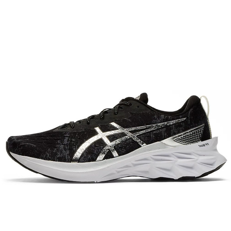 SEPATU LARI ASICS NOVABLAST 2 PLATINUM