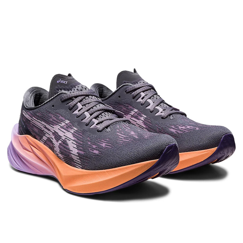 SEPATU LARI ASICS Wmns Novablast 3