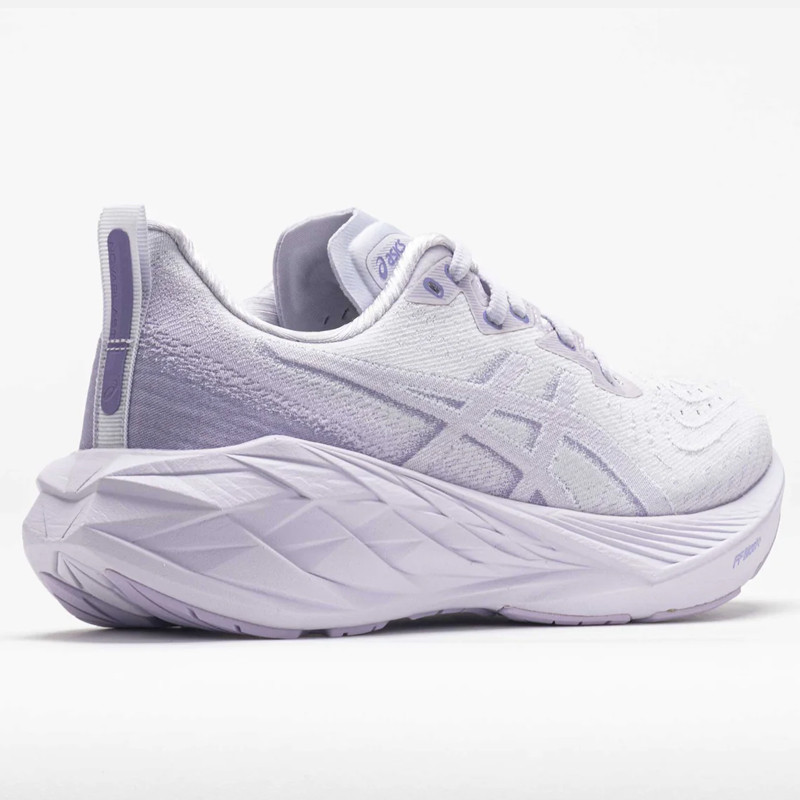 SEPATU LARI ASICS Wmns Novablast 4