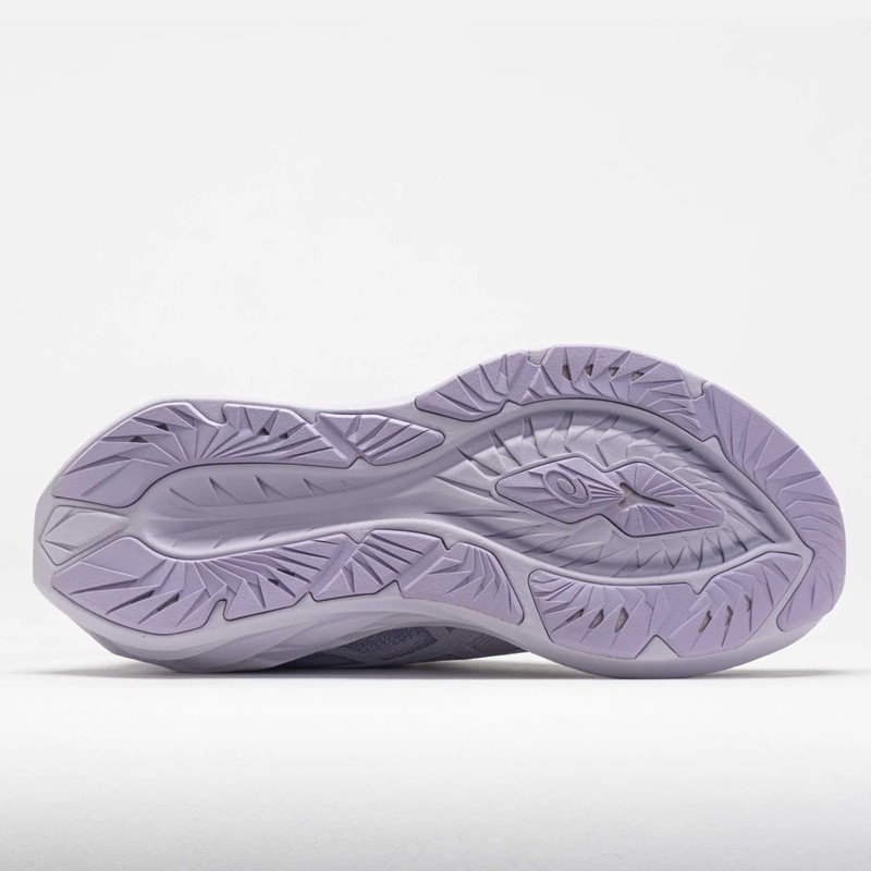 SEPATU LARI ASICS Wmns Novablast 4