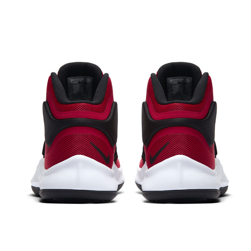 SEPATU BASKET NIKE Air Versitile 4