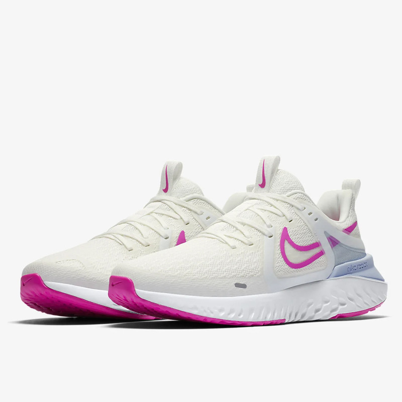 SEPATU LARI NIKE Wmns Legend React 2