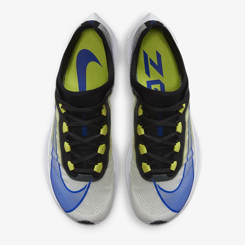 SEPATU LARI NIKE Zoom Fly 3