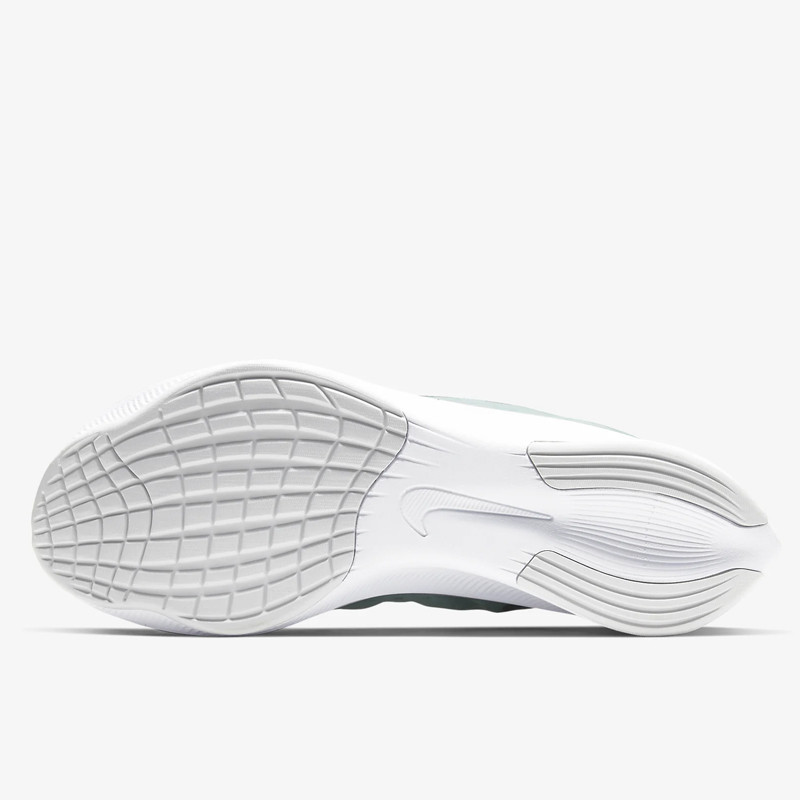 SEPATU LARI NIKE Wmns Zoom Fly 3