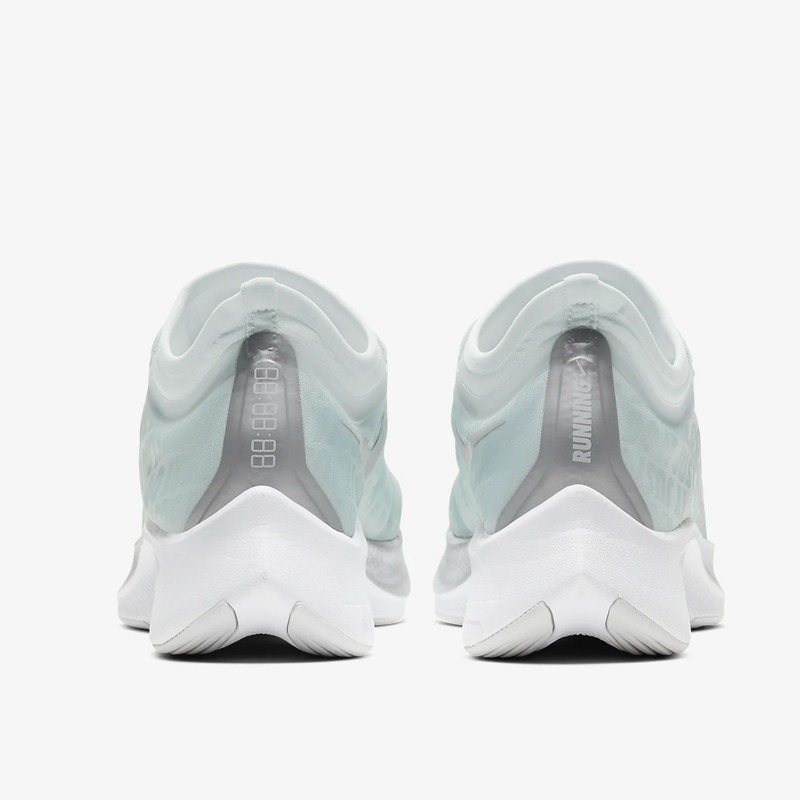 SEPATU LARI NIKE Wmns Zoom Fly 3