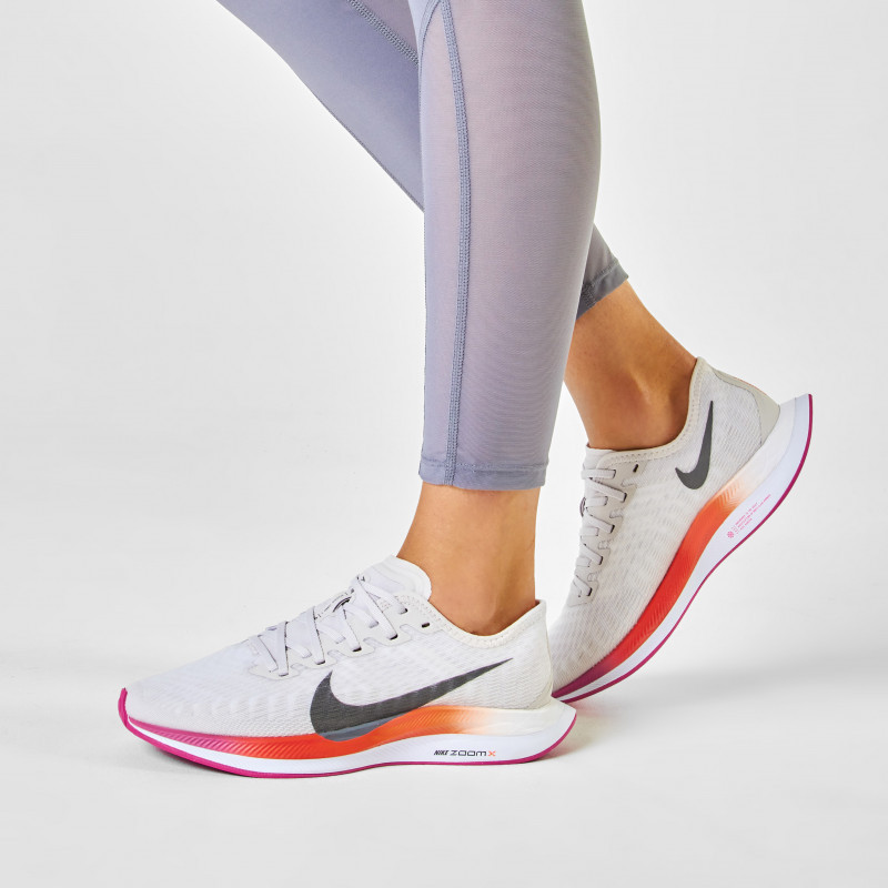 SEPATU LARI NIKE Wmns Zoom Pegasus Turbo 2