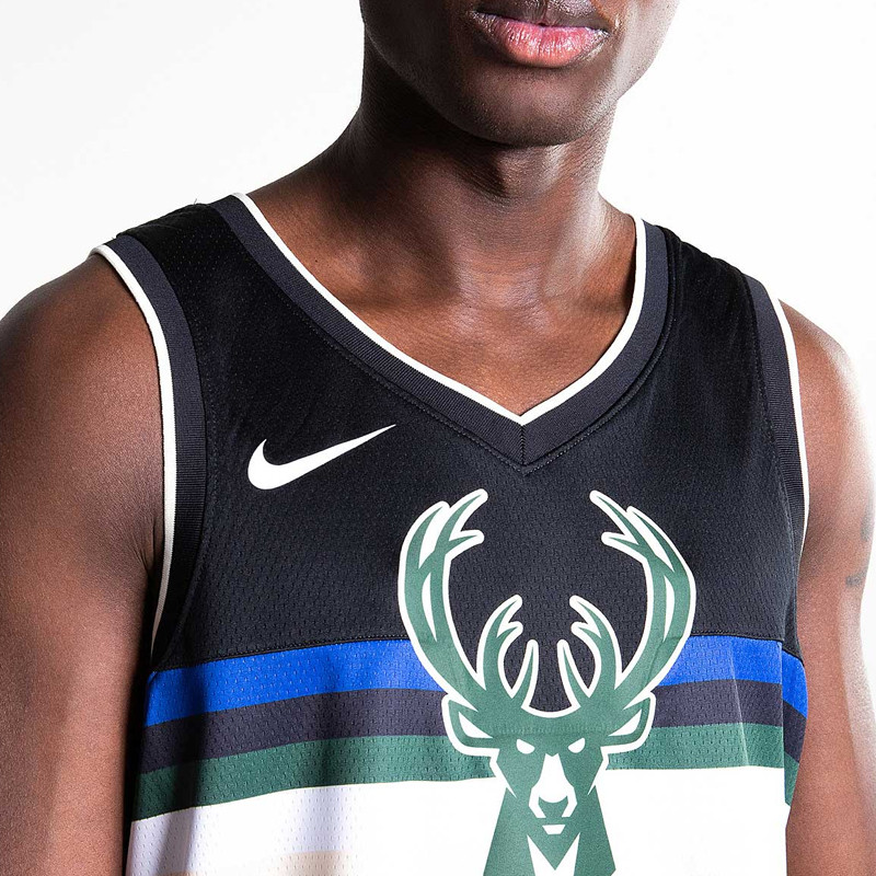 BAJU BASKET NIKE Giannis Antetokounmpo Bucks Statement Edition Swingman Jersey