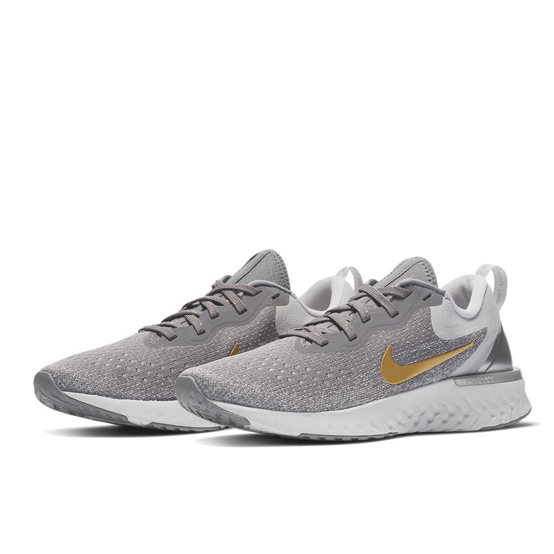 NIKE WMNS ODYSSEY REACT METALLIC PREMIUM foto 2