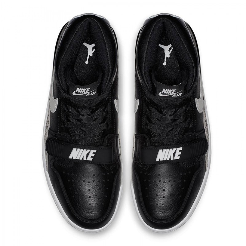 SEPATU BASKET AIR JORDAN Legacy 312