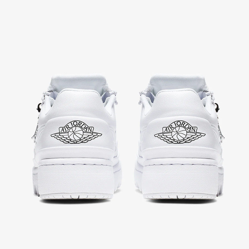 SEPATU SNEAKERS AIR JORDAN Wmns AJ 1 Jester XX Low