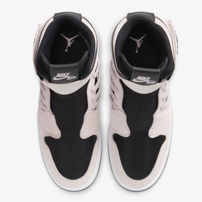 SEPATU BASKET AIR JORDAN Wmns AJ 1 Nova XX