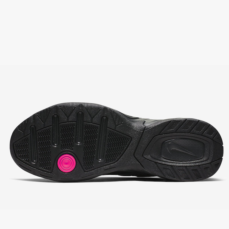 SEPATU SNEAKERS NIKE M2K Tekno