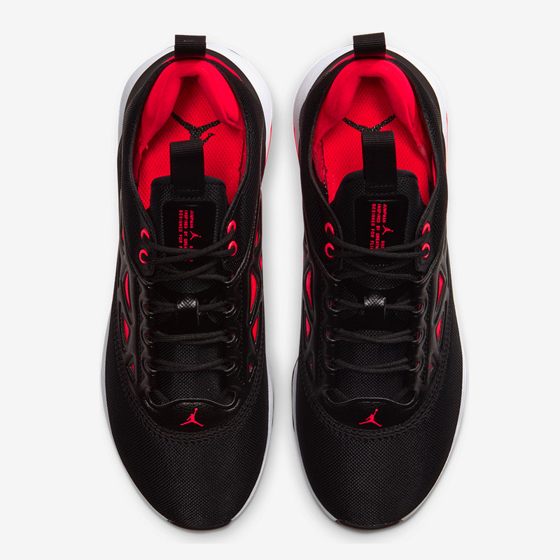 SEPATU SNEAKERS AIR JORDAN Wmns Air Max 200