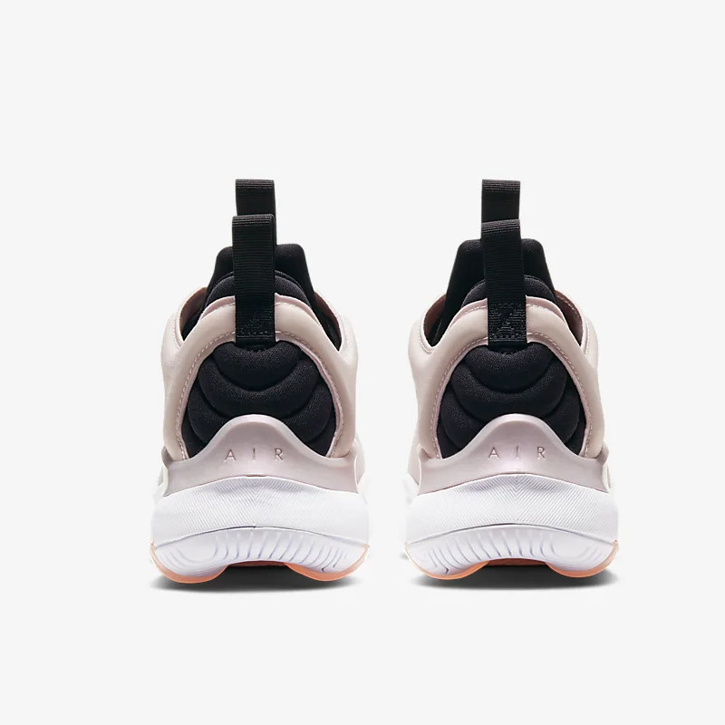 SEPATU BASKET AIR JORDAN Wmns Air Max 200 XX