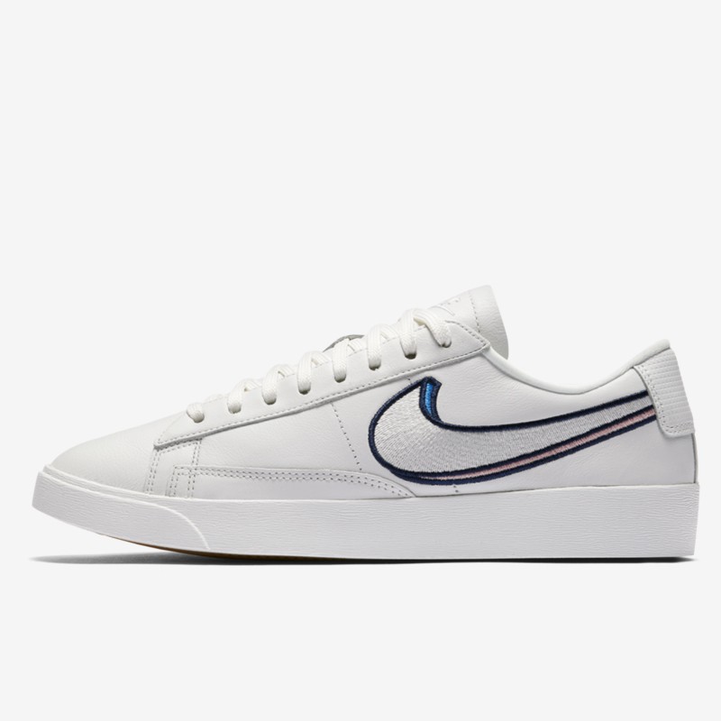 SEPATU SNEAKERS NIKE Wmns Blazer Low LX