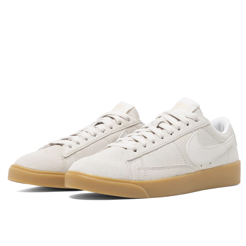 Wmns Blazer Low Suede foto 2
