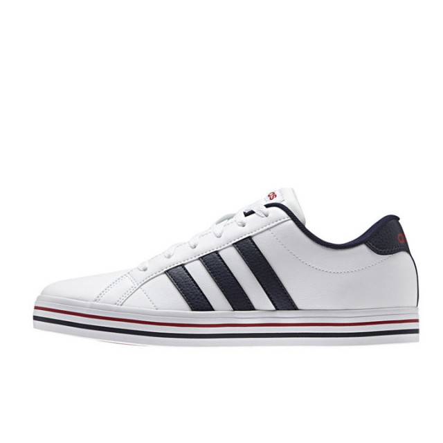 SEPATU SNEAKERS ADIDAS Weekly