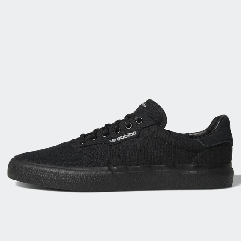 SEPATU SNEAKERS ADIDAS 3MC Vulc
