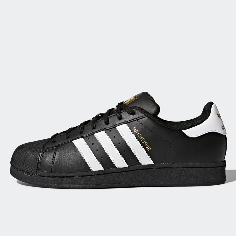 SEPATU SNEAKERS ADIDAS Superstar Foundation