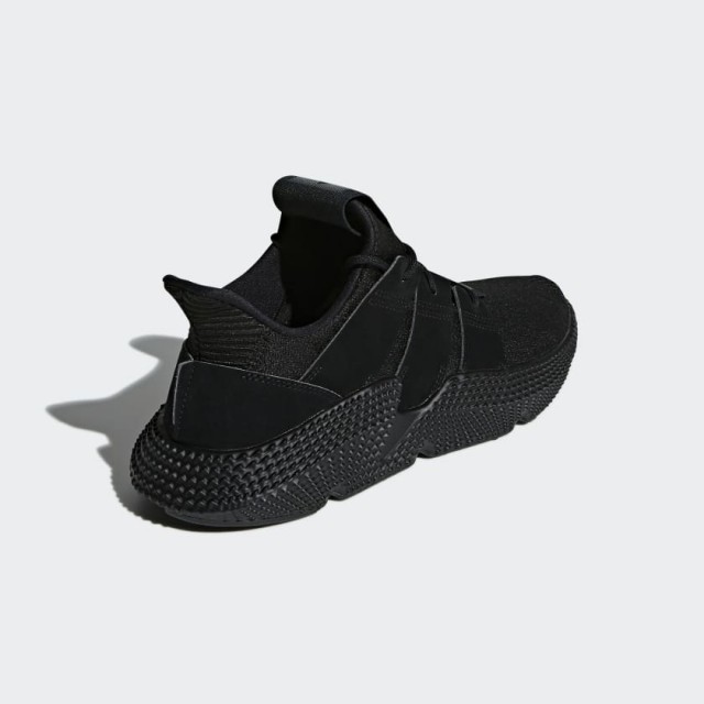 SEPATU SNEAKERS ADIDAS Prophere