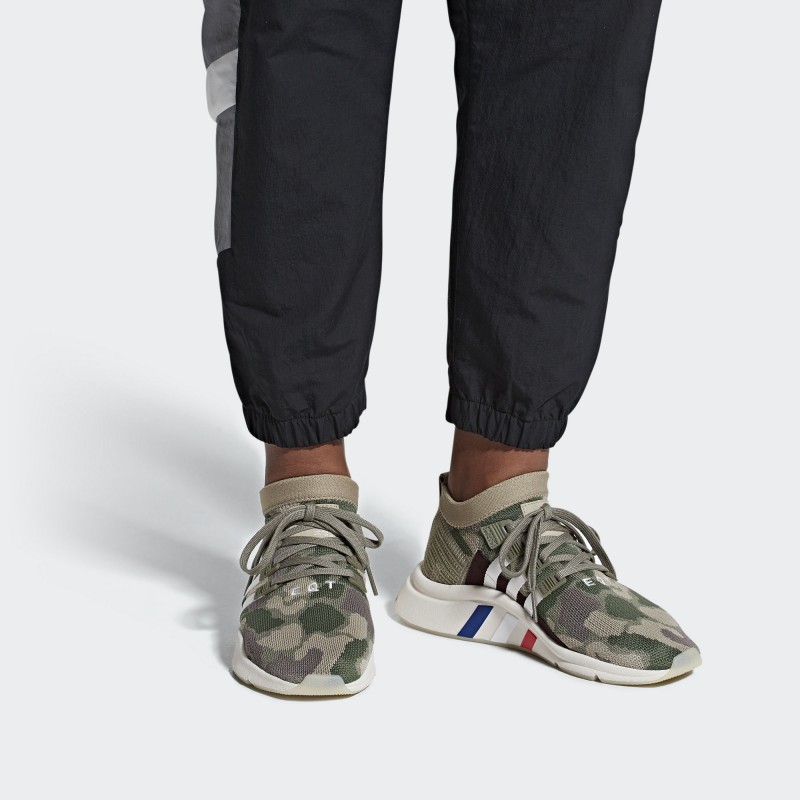 SEPATU SNEAKERS ADIDAS EQT Support Mid ADV Primeknit
