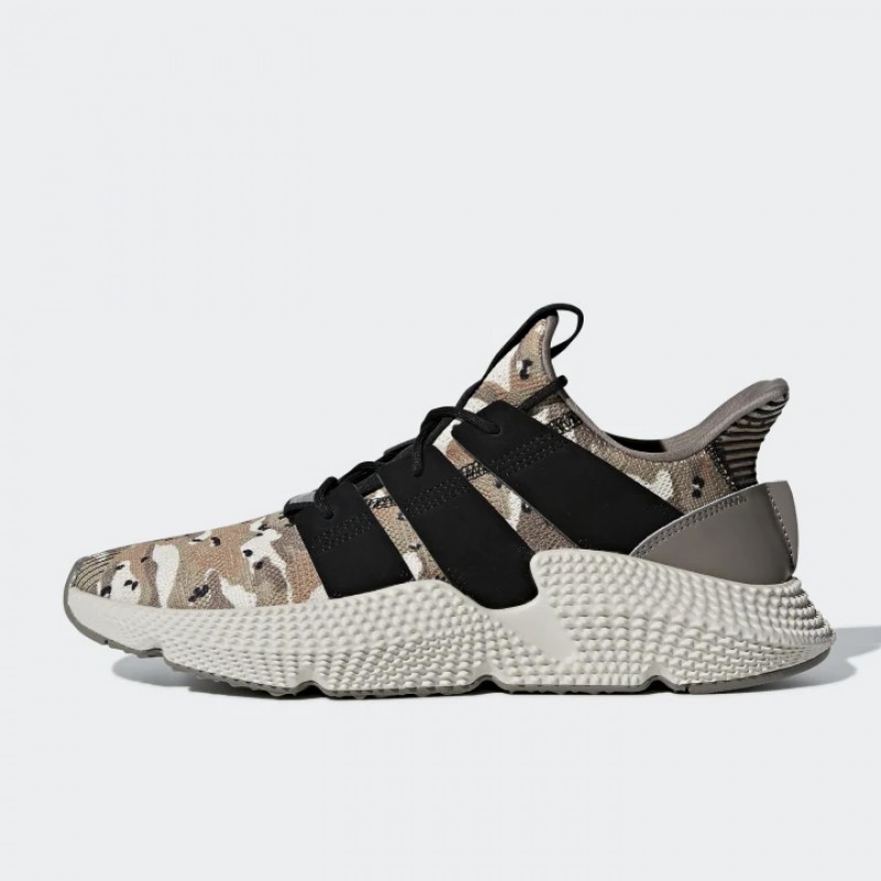 SEPATU SNEAKERS ADIDAS Prophere