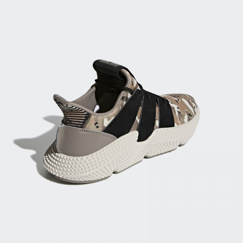 SEPATU SNEAKERS ADIDAS Prophere
