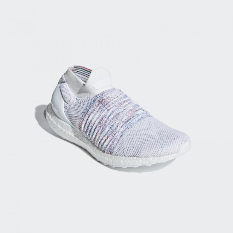 SEPATU LARI ADIDAS Ultraboost Laceless