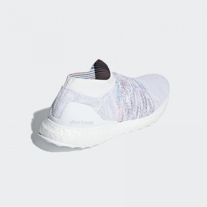 SEPATU LARI ADIDAS Ultraboost Laceless