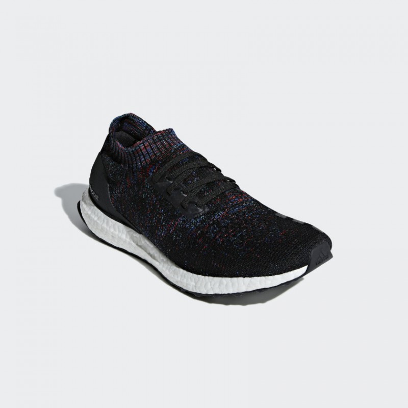 SEPATU LARI ADIDAS Ultraboost Uncaged