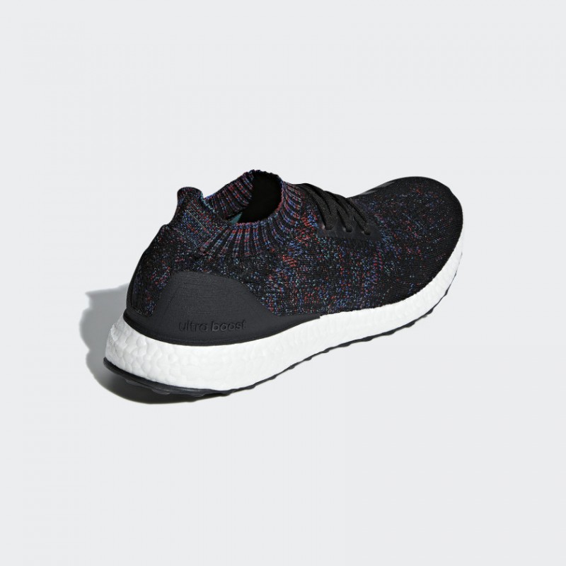 SEPATU LARI ADIDAS Ultraboost Uncaged