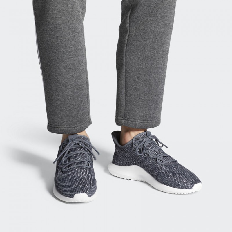 SEPATU SNEAKERS ADIDAS Tubular Shadow