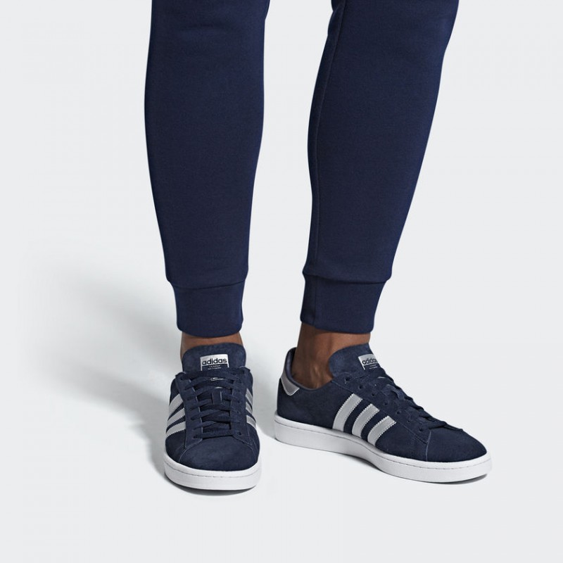 SEPATU SNEAKERS ADIDAS Campus