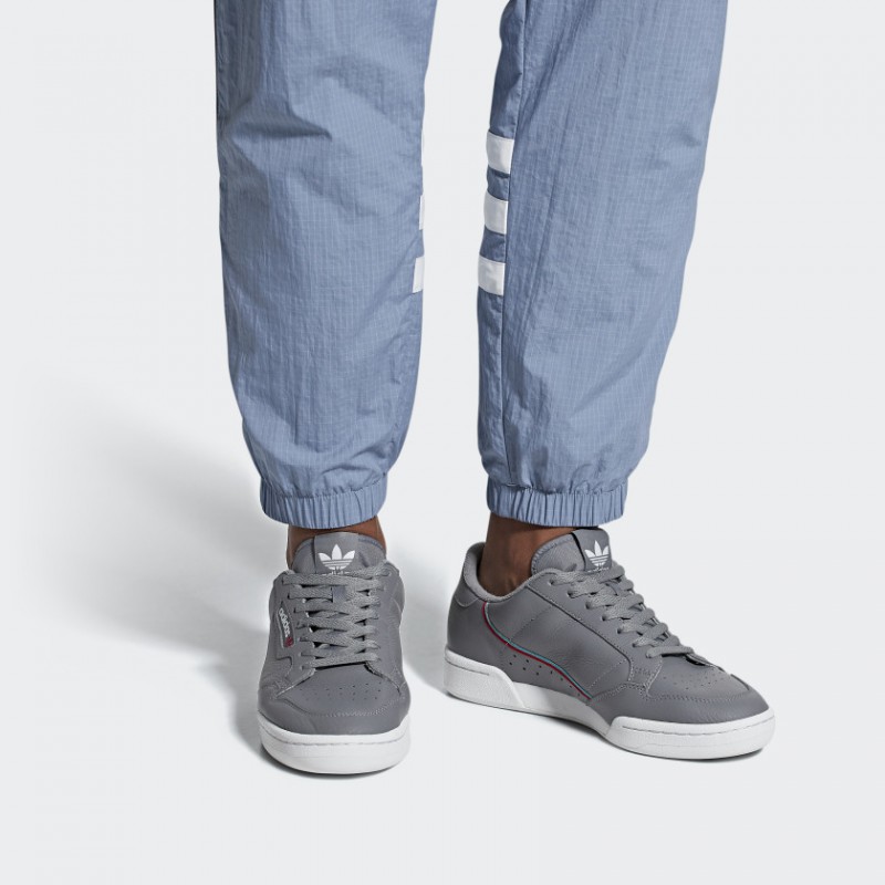 SEPATU SNEAKERS ADIDAS Wmns Continental 80