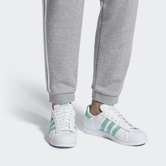 SEPATU SNEAKERS ADIDAS Superstar