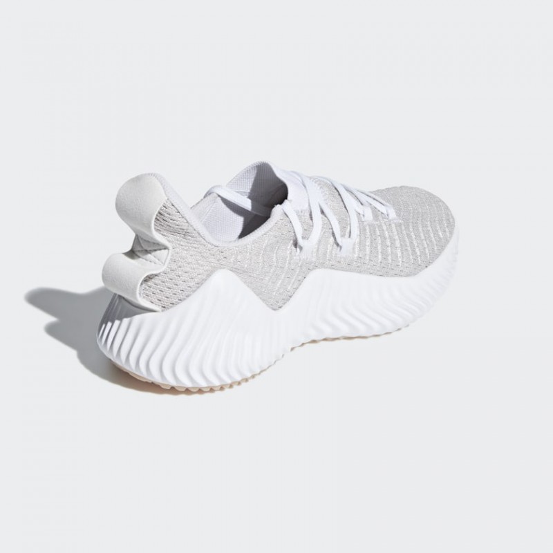 SEPATU TRAINING ADIDAS Wmns Alphabounce Trainer