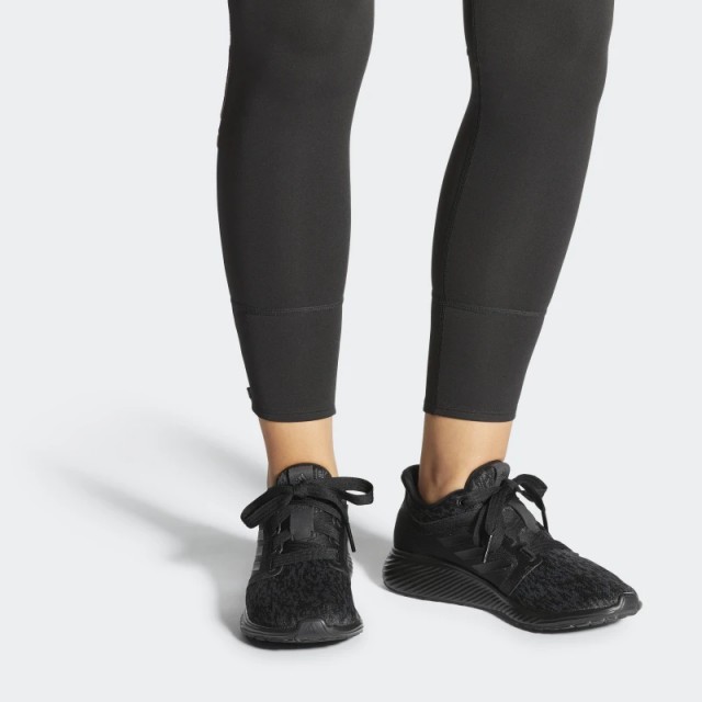 SEPATU LARI ADIDAS Wmns Edge Lux 3