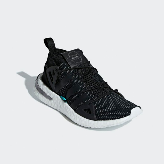 SEPATU SNEAKERS ADIDAS Wmns Arkyn