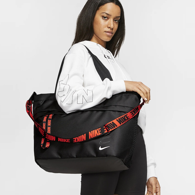 TAS TRAINING NIKE Wmns Sportswear Essentials Tote Bag