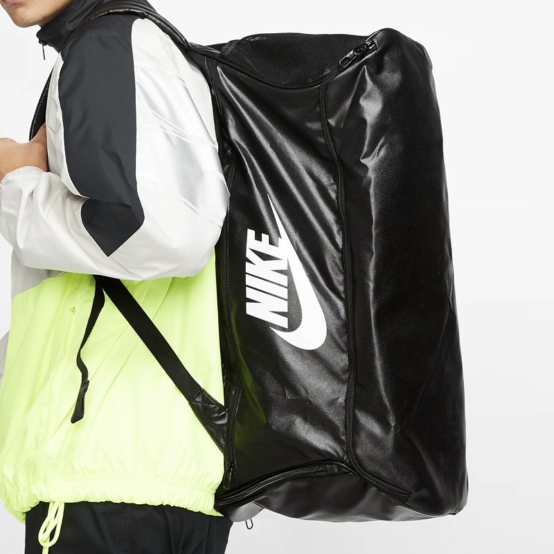 TAS TRAINING NIKE Brasilia Convertible Duffle Bag and Backpack