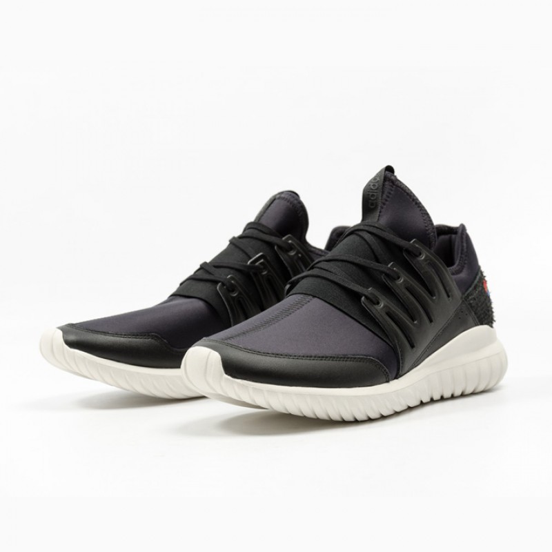 SEPATU SNEAKERS ADIDAS Tubular Radial CNY