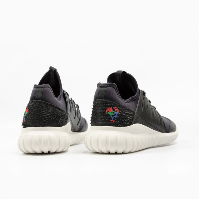 SEPATU SNEAKERS ADIDAS Tubular Radial CNY