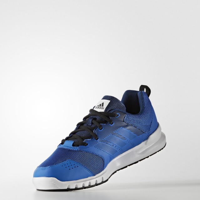 SEPATU SNEAKERS ADIDAS Essential Star 3