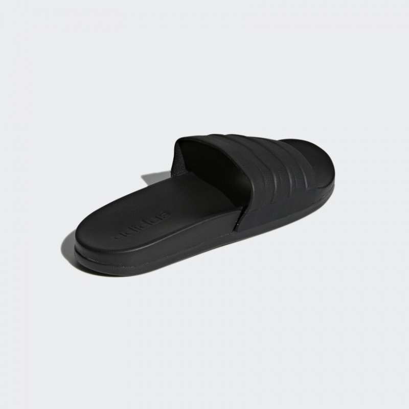Wmns Adilette Cloudfoam Plus Stripes Slides foto 4