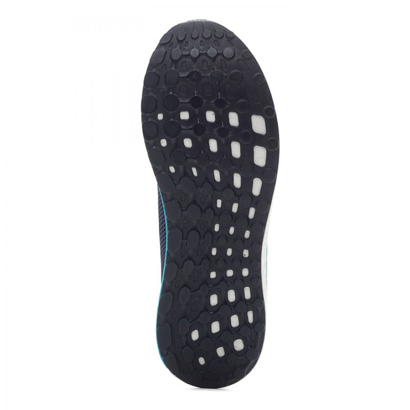 SEPATU LARI ADIDAS Vengeful Boost