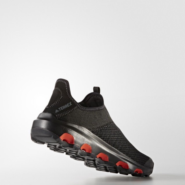 SEPATU TRAIL ADIDAS Terrex Climacool Voyager Slip On