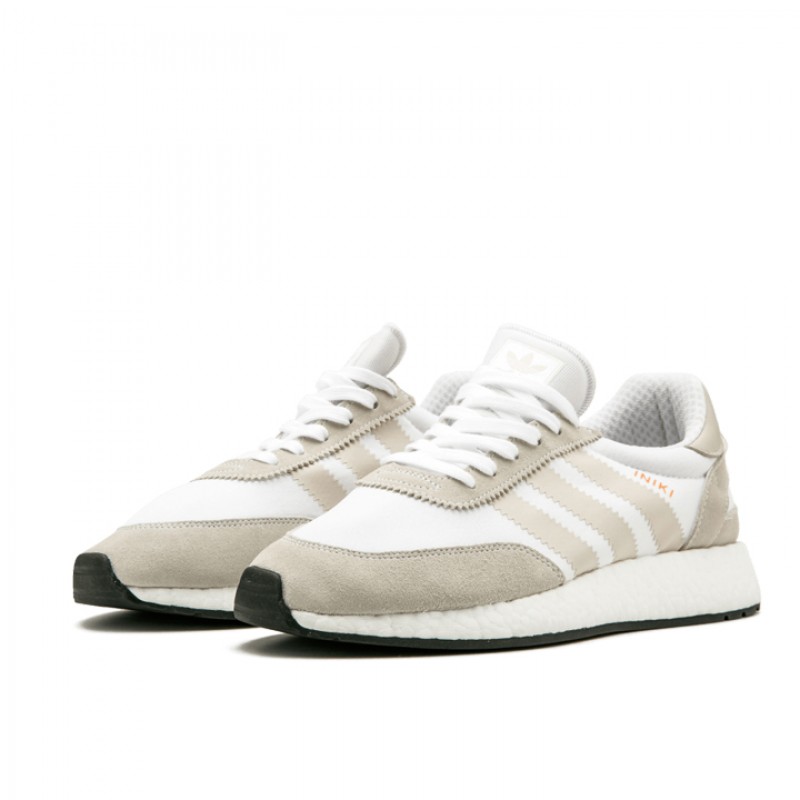 SEPATU SNEAKERS ADIDAS Iniki Runner