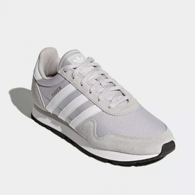 SEPATU SNEAKERS ADIDAS Haven