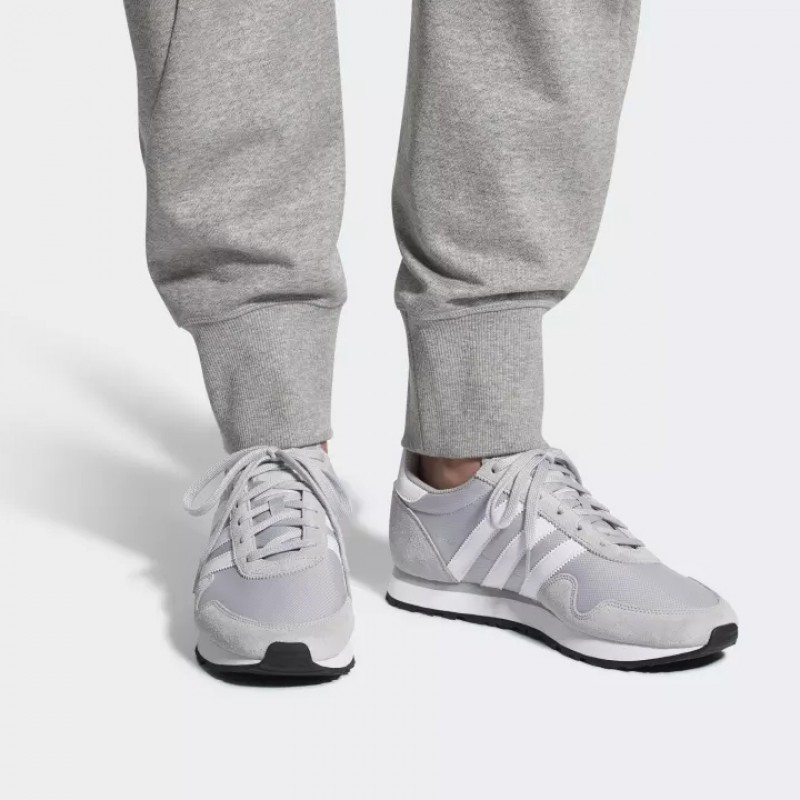 SEPATU SNEAKERS ADIDAS Haven